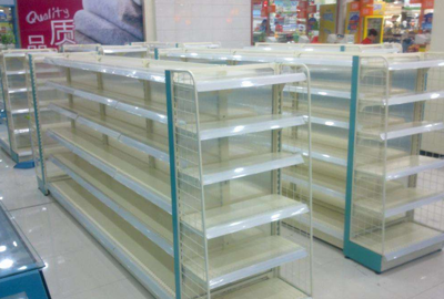 在中山開藥店的需要訂制哪些藥店貨架，中山市貨架生產(chǎn)廠家有那么多有什么好建議